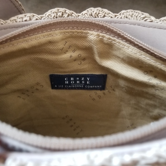 Vintage Boho Crazy Horse Liz Claiborne Tan Macrame Shoulder Purse. - Picture 11 of 11